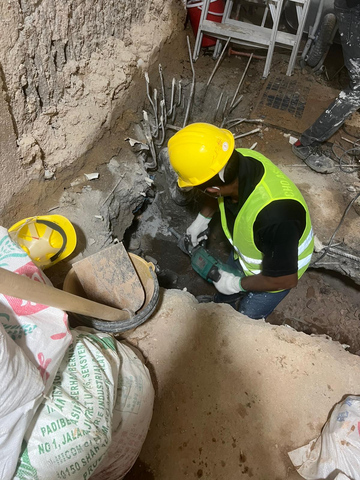 Yes. We can improve the appearance and functionality of existing swimming pools.